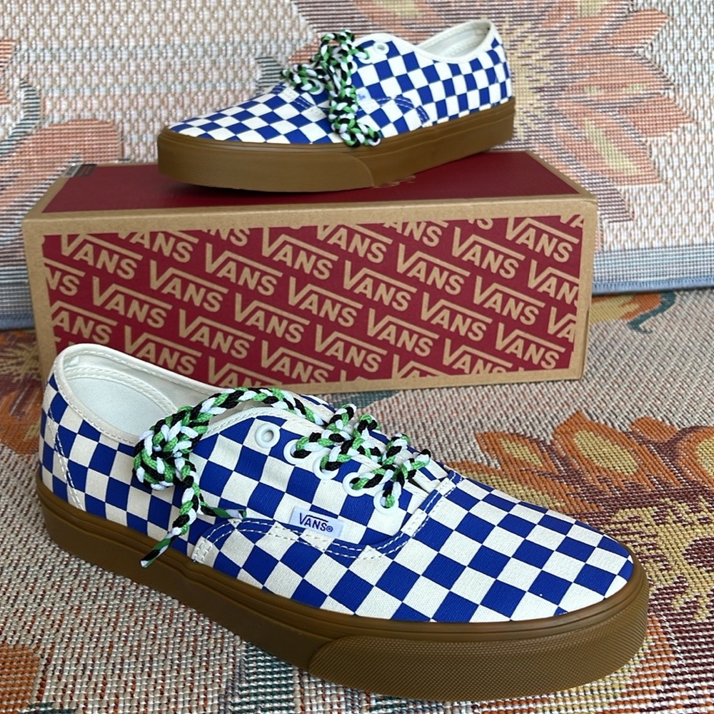 Vans Men’s Authentic
Checkerboard Blue/White
VN0009PVY6Z
Sneakers - Picture 2 of 16